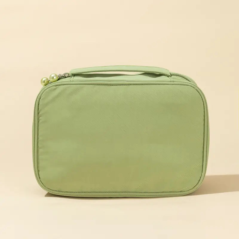 Stylish Green Makeup Bag for Organizing Beauty Essentials