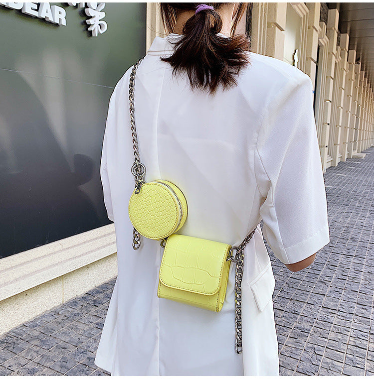 Round Chain Shoulder Bag for Pictures and Essentials