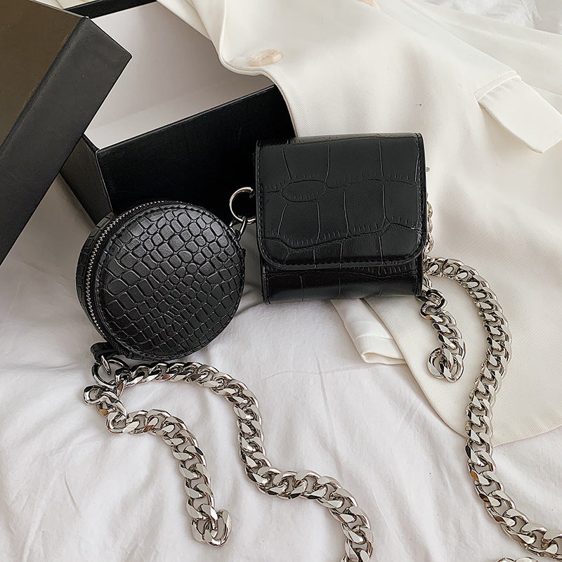 Round Chain Shoulder Bag for Pictures and Essentials