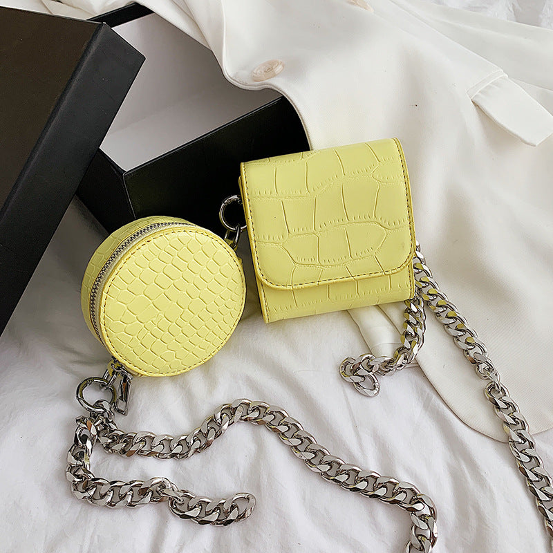 Round Chain Shoulder Bag for Pictures and Essentials
