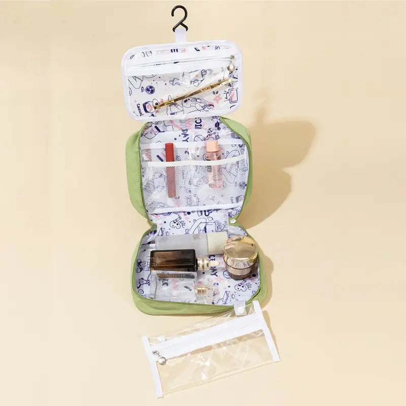 Stylish Green Makeup Bag for Organizing Beauty Essentials