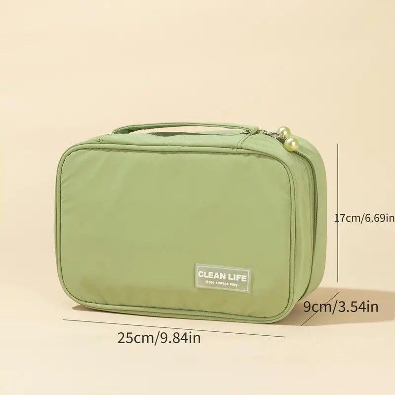 Stylish Green Makeup Bag for Organizing Beauty Essentials