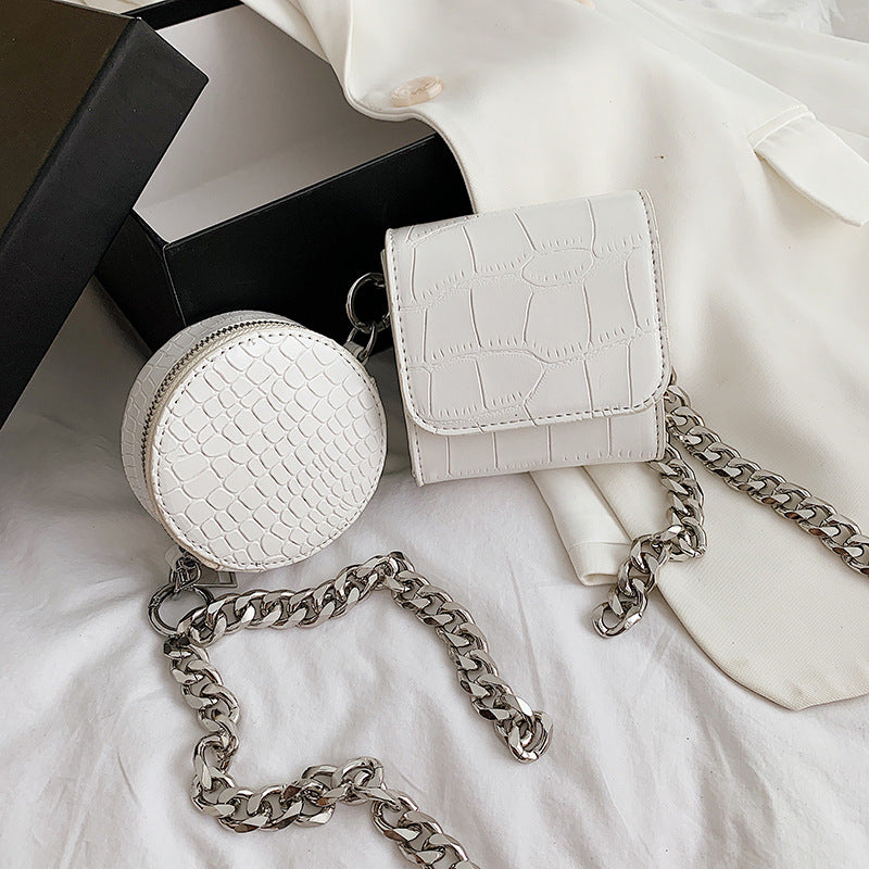 Round Chain Shoulder Bag for Pictures and Essentials